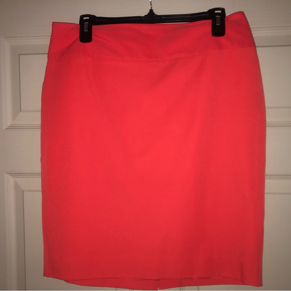 Beautiful coral skirt; very nice and pretty; professional for the workplace